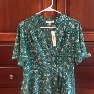 NWT Monteau Green Floral Faux Wrap blouse, XL.